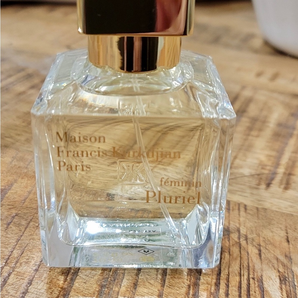 Maison Francis Kurkdjian Feminine Pluriel with Gold Cap